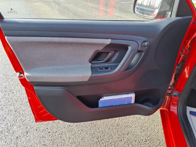 2010 SKODA FABIA - Photo 6