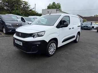 2022 PEUGEOT PARTNER