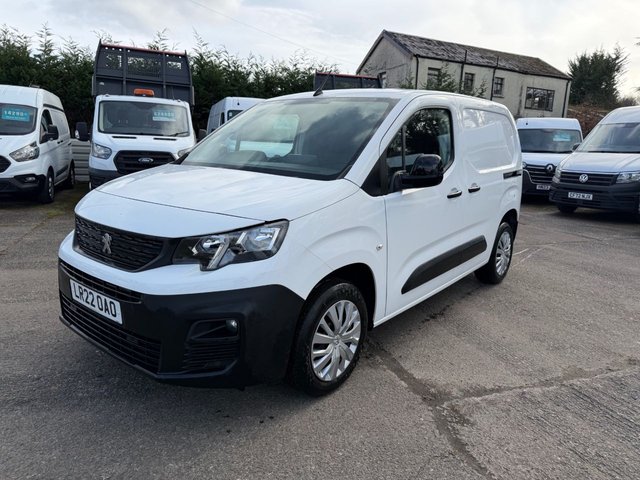 View our PEUGEOT PARTNER