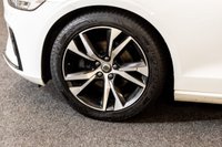 USED 2020 18 VOLVO V60 2.0 D4 R-Design Estate 5dr Diesel Auto Euro 6 (s/s) (190 ps) Head-Up Display | Full Leather