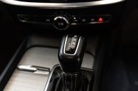 USED 2020 18 VOLVO V60 2.0 D4 R-Design Estate 5dr Diesel Auto Euro 6 (s/s) (190 ps) Head-Up Display | Full Leather