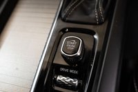 USED 2020 18 VOLVO V60 2.0 D4 R-Design Estate 5dr Diesel Auto Euro 6 (s/s) (190 ps) Head-Up Display | Full Leather