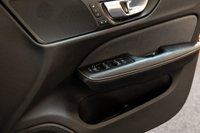 USED 2020 18 VOLVO V60 2.0 D4 R-Design Estate 5dr Diesel Auto Euro 6 (s/s) (190 ps) Head-Up Display | Full Leather