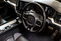USED 2020 18 VOLVO V60 2.0 D4 R-Design Estate 5dr Diesel Auto Euro 6 (s/s) (190 ps) Head-Up Display | Full Leather