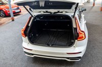 USED 2020 18 VOLVO V60 2.0 D4 R-Design Estate 5dr Diesel Auto Euro 6 (s/s) (190 ps) Head-Up Display | Full Leather