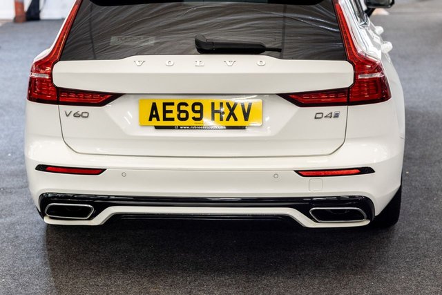 2020 VOLVO V60 2.0 D4 R-Design Estate 5dr Diesel Auto Euro 6 (s/s) (190 ps) - Photo 9
