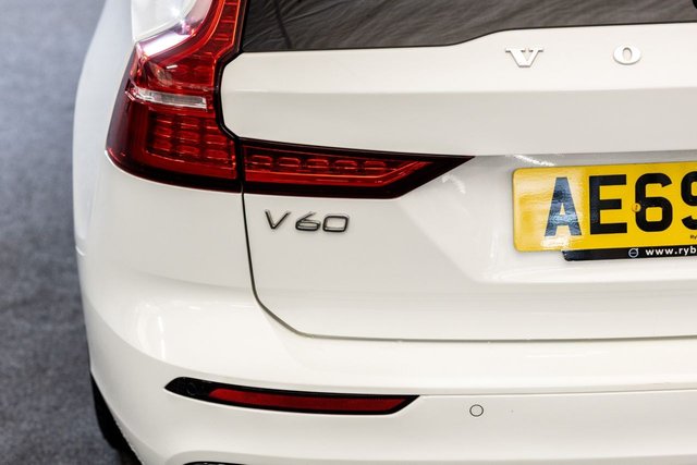 2020 VOLVO V60 2.0 D4 R-Design Estate 5dr Diesel Auto Euro 6 (s/s) (190 ps) - Photo 10