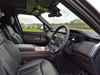 USED 2025 25 LAND ROVER RANGE ROVER 3.0 P550e 38.2kWh Autobiography SUV 5dr Petrol Plug-in Hybrid Auto 4WD Euro 6 (s/s) (550 ps) FINANCE AVAILABLE