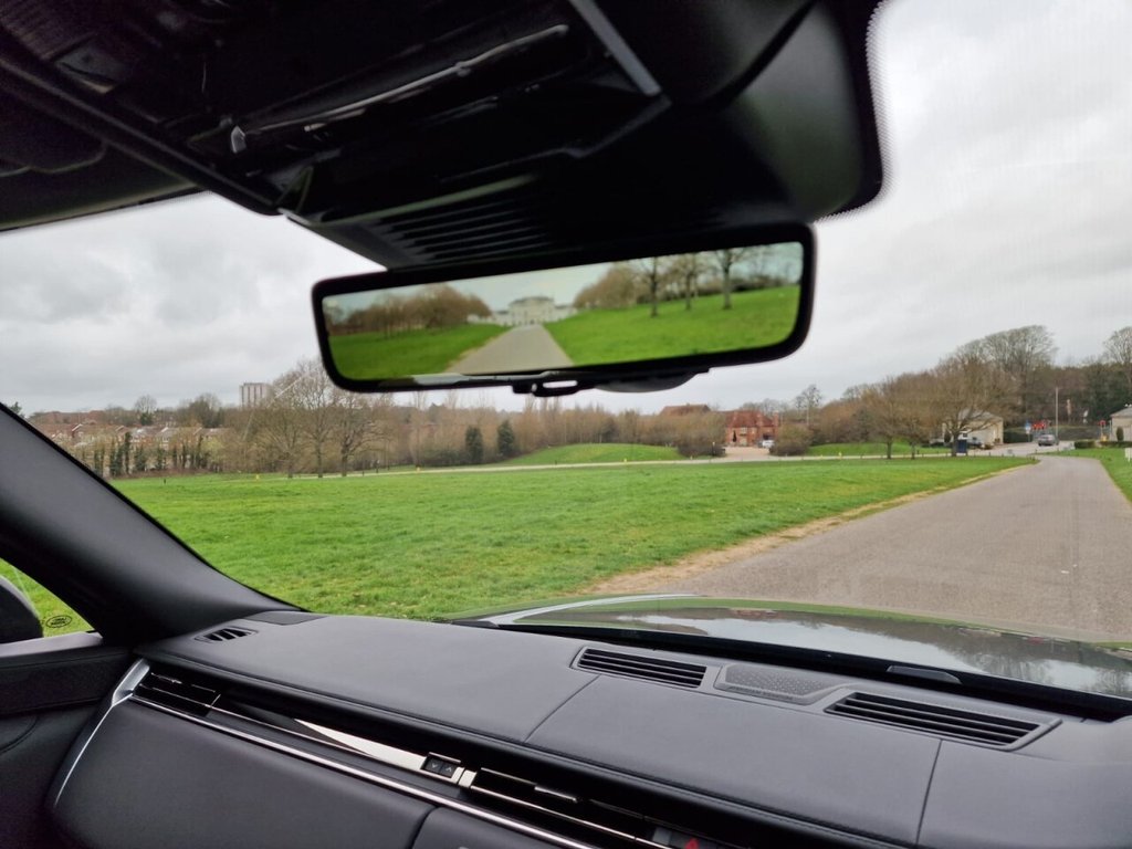 USED 2025 25 LAND ROVER RANGE ROVER 3.0 P550e 38.2kWh Autobiography SUV 5dr Petrol Plug-in Hybrid Auto 4WD Euro 6 (s/s) (550 ps) FINANCE AVAILABLE