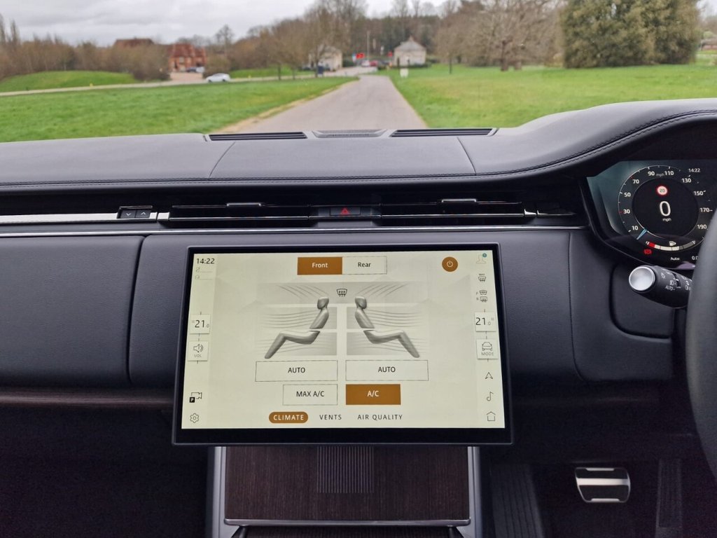 USED 2025 25 LAND ROVER RANGE ROVER 3.0 P550e 38.2kWh Autobiography SUV 5dr Petrol Plug-in Hybrid Auto 4WD Euro 6 (s/s) (550 ps) FINANCE AVAILABLE