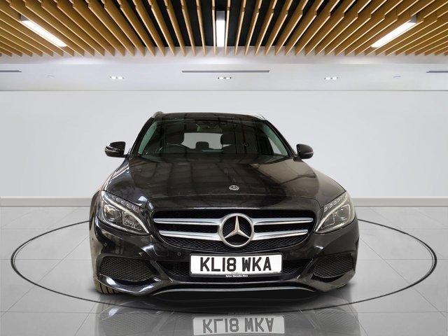 2018 Mercedes-Benz C-Class 2L Sport 5dr - Photo 2