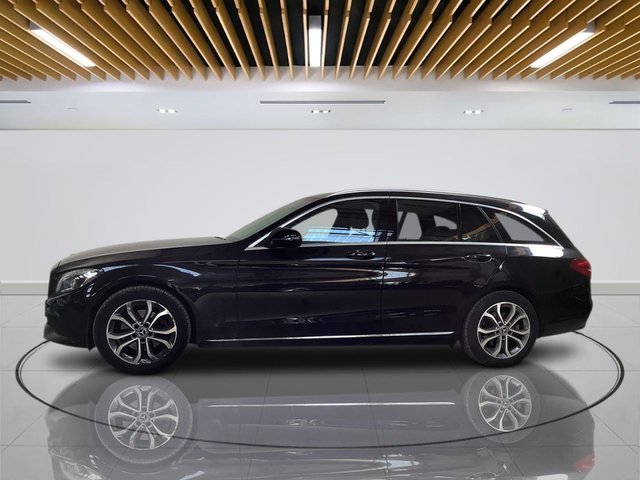 2018 Mercedes-Benz C-Class 2L Sport 5dr - Photo 5