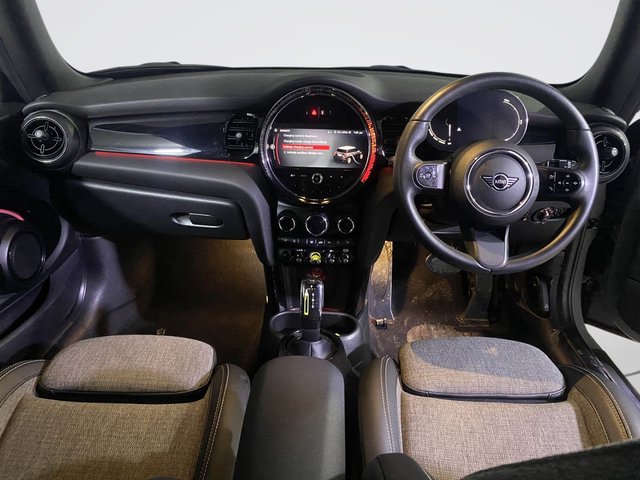 2022 MINI Electric Hatch - Photo 2