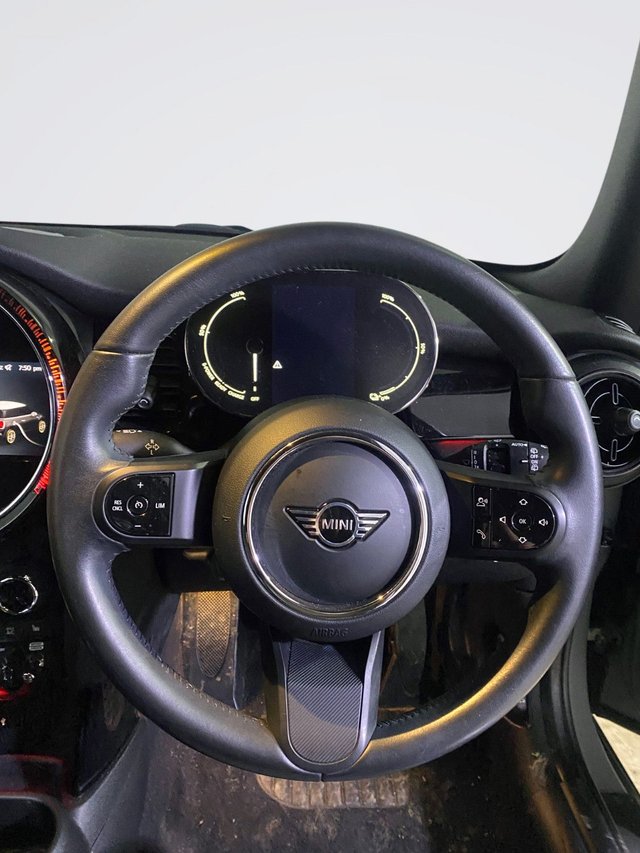 2022 MINI Electric Hatch - Photo 9