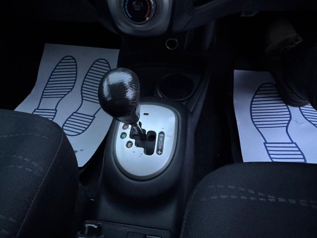 2007 TOYOTA YARIS - Photo 6