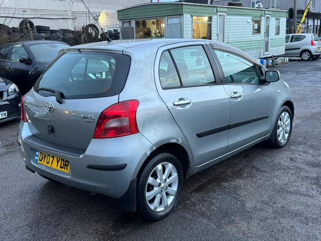 2007 TOYOTA YARIS - Photo 10