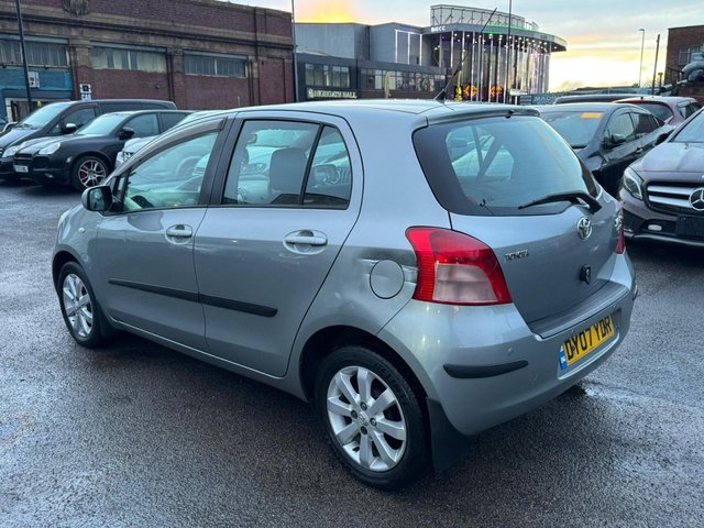 2007 TOYOTA YARIS - Photo 11