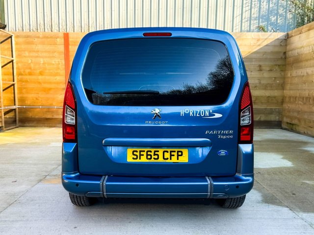 2015 PEUGEOT PARTNER TEPEE - Photo 11