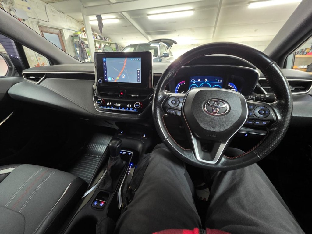 USED 2022 TOYOTA COROLLA 1.8 VVT-h GPF GR SPORT Hatchback 5dr Petrol Hybrid CVT Euro 6 (s/s) (122 ps) Bluetooth - SatNav - Sensors!