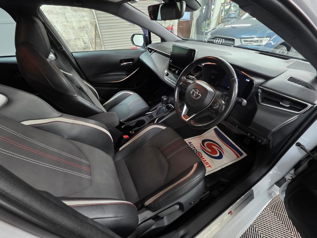 USED 2022 TOYOTA COROLLA 1.8 VVT-h GPF GR SPORT Hatchback 5dr Petrol Hybrid CVT Euro 6 (s/s) (122 ps) Bluetooth - SatNav - Sensors!