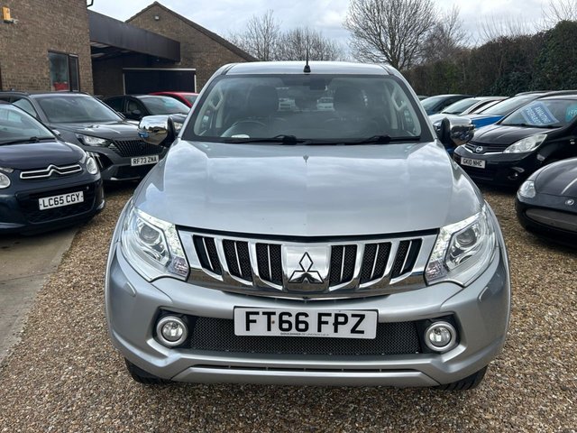 View our MITSUBISHI L200