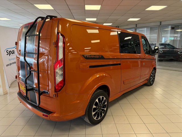 2022 Ford Transit Custom 2L Sport 5dr - Photo 2