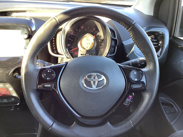 2018 TOYOTA AYGO - Photo 12