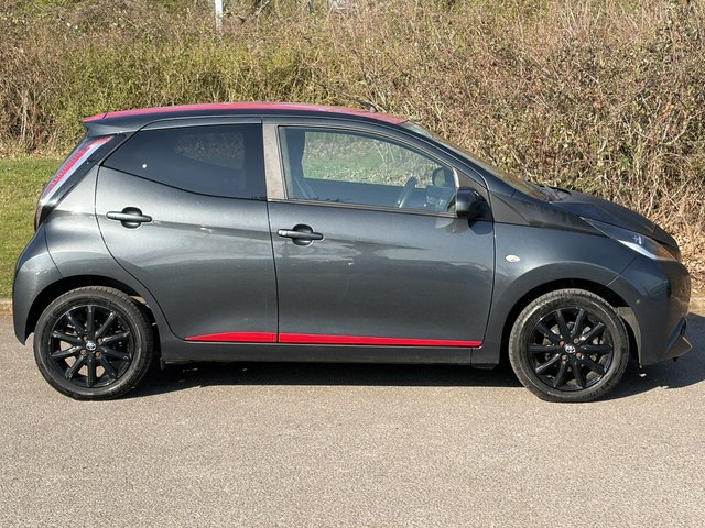 2018 TOYOTA AYGO - Photo 6