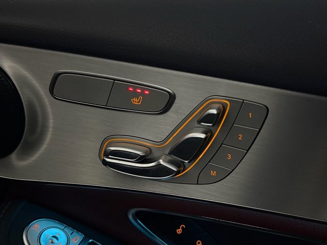 2017 MERCEDES-BENZ GLC 2.1 GLC250d AMG Line (Premium) Coupe 5dr Diesel G-Tronic 4MATIC Euro 6 (s/s) (204 ps) - Photo 3