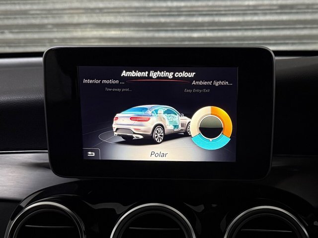 2017 MERCEDES-BENZ GLC 2.1 GLC250d AMG Line (Premium) Coupe 5dr Diesel G-Tronic 4MATIC Euro 6 (s/s) (204 ps) - Photo 4