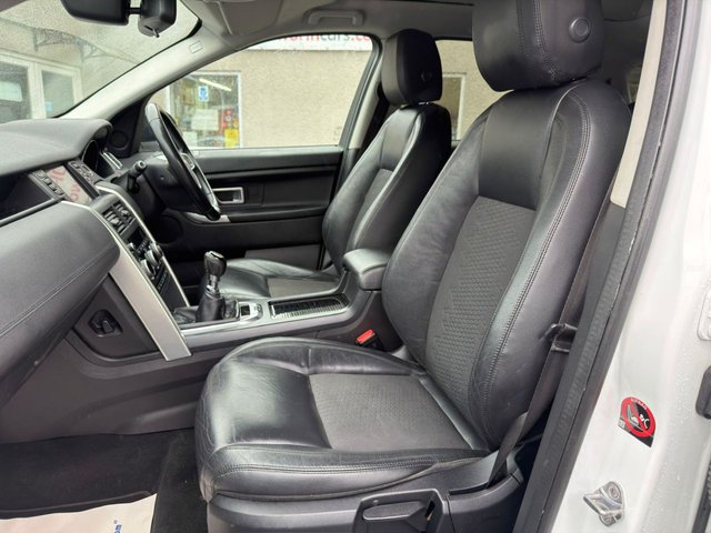 2016 Land Rover Discovery Sport 2L SE Tech 5dr - Photo 8