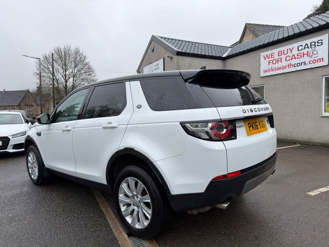 2016 Land Rover Discovery Sport 2L SE Tech 5dr - Photo 4