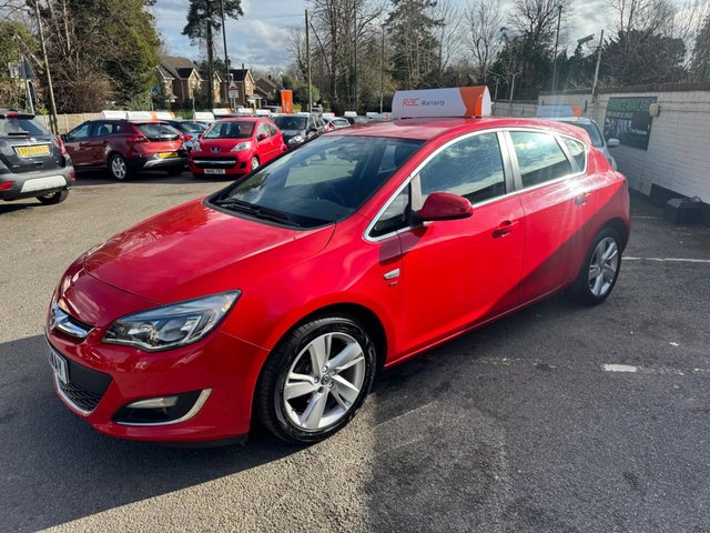 2015 VAUXHALL ASTRA 2015 1.6i SRi Hatchback 5dr Petrol Manual Euro 6 (115 ps)
        
          ONLY 65K WITH 7 SERVICES 2KEYS - Photo 4