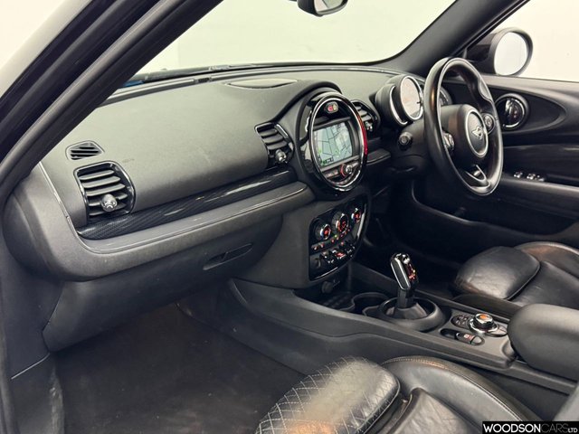 View our MINI CLUBMAN