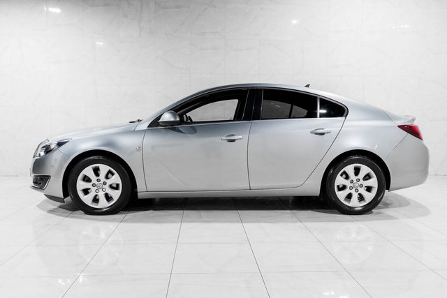 2015 Vauxhall Insignia - Photo 9