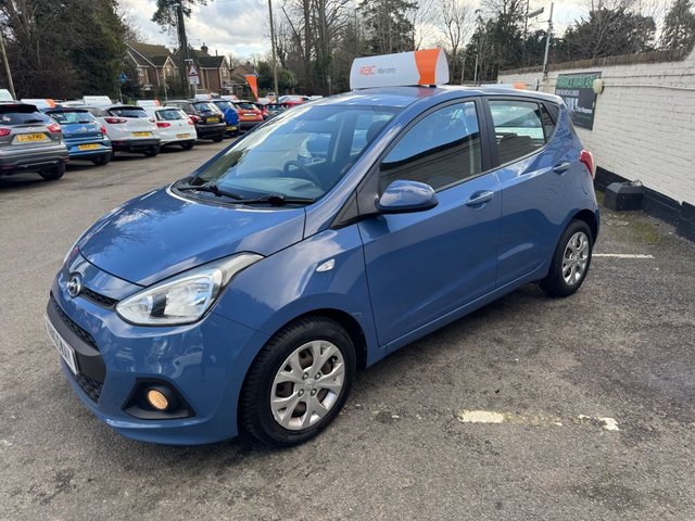2016 HYUNDAI I10 2016 1.0 SE Hatchback 5dr Petrol Manual Euro 6 (66 ps)
        
          £20 TAX, 9 SERVICES RECORDED! - Photo 4