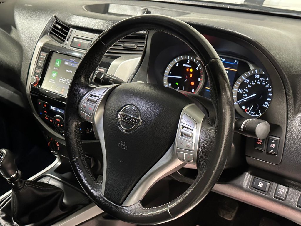 USED 2020 20 NISSAN NAVARA 2.3 dCi Tekna Pickup Double Cab 4dr Diesel Manual 4WD Euro 6 (s/s) (190 ps) 