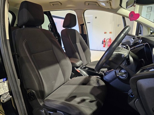 2016 Ford Grand C-Max 1L Zetec 5dr - Photo 10