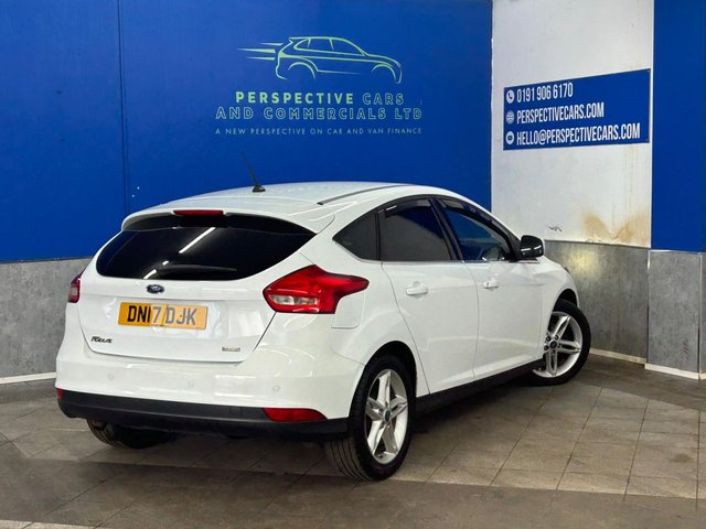 2017 FORD FOCUS - Photo 3