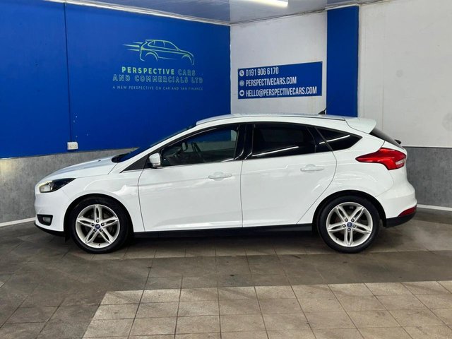 2017 FORD FOCUS - Photo 6