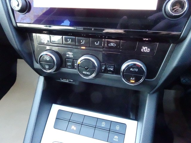 2020 SKODA OCTAVIA 1.6 TDI SE Technology Euro 6 (s/s) 5dr - Photo 9