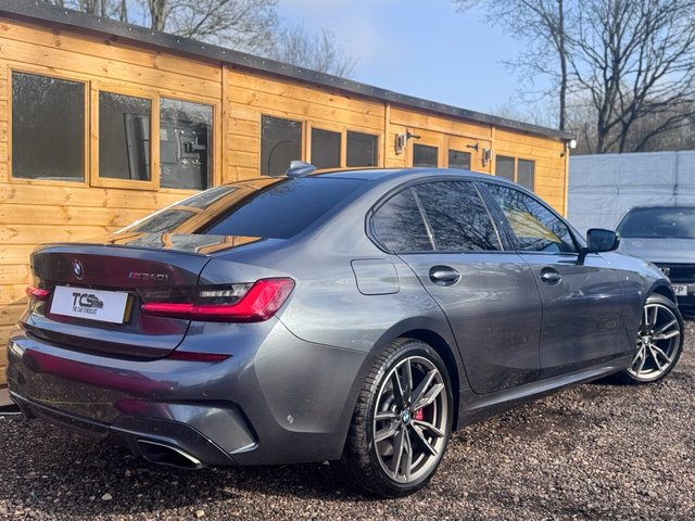 View our BMW 3 SERIES