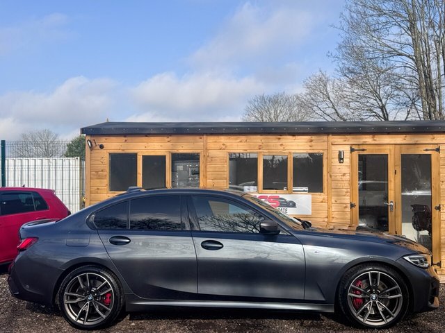 View our BMW 3 SERIES