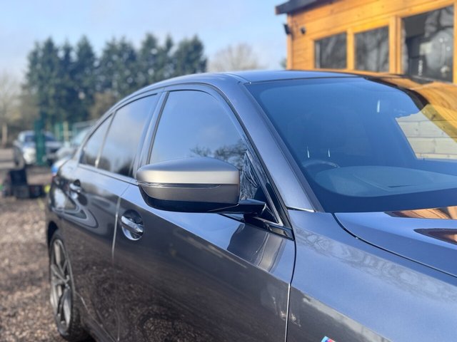 View our BMW 3 SERIES