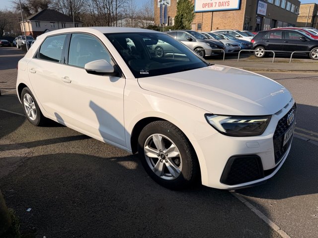 2022 Audi A1 1L Technik 5dr - Photo 3
