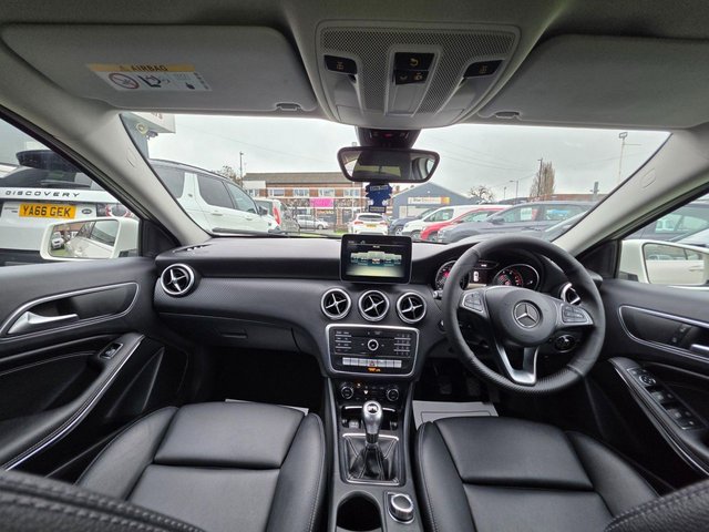 2017 MERCEDES-BENZ A-CLASS 1.6 A160 Sport Hatchback 5dr Petrol Manual Euro 6 (s/s) (102 ps) - Photo 2