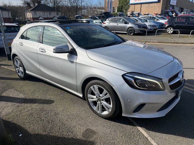 2018 Mercedes-Benz A-Class 2.1L Sport 5dr - Photo 3