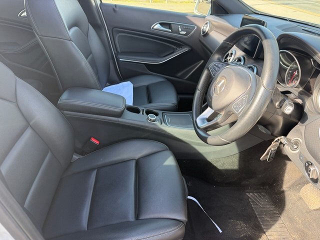 2018 Mercedes-Benz A-Class 2.1L Sport 5dr - Photo 12