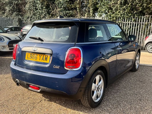 2017 MINI HATCH 1.2 One Hatchback 3dr Petrol Auto Euro 6 (s/s) (102 ps) - Photo 3