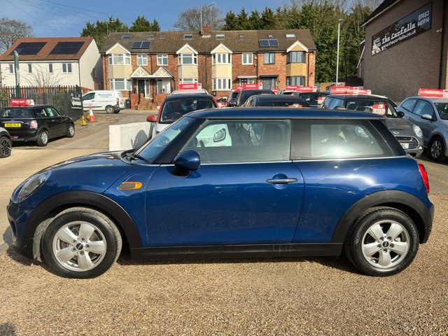 2017 MINI HATCH 1.2 One Hatchback 3dr Petrol Auto Euro 6 (s/s) (102 ps) - Photo 11